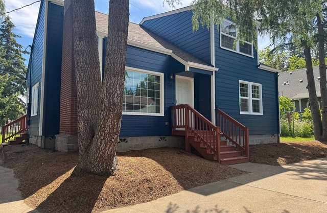 Charming 3-bedroom house in wonderful Eugene close to Campus