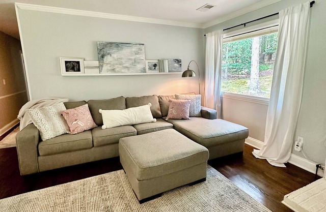 Charming 3-bedroom secluded house in Acworth