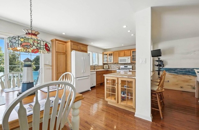 Charming 3-bedroom townhome in Brigantine