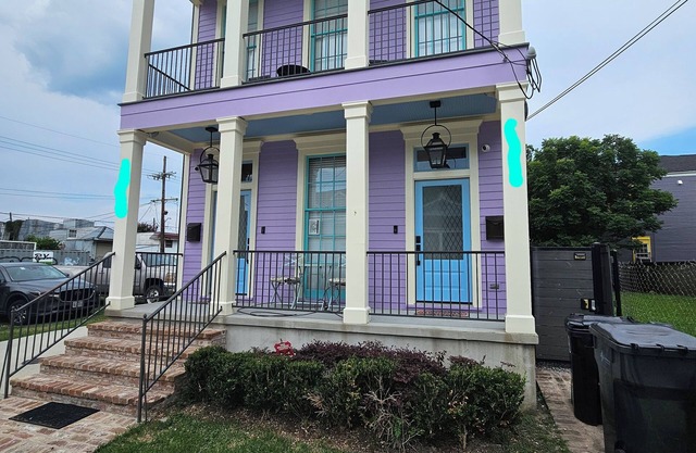 Charming 3-bedroom house in Historic Treme-New Orleans near French Quarters.