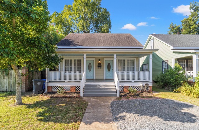 Charming 3BR Downtown Natchitoches Home, 1.5 Bath, Walking Distance to Front St