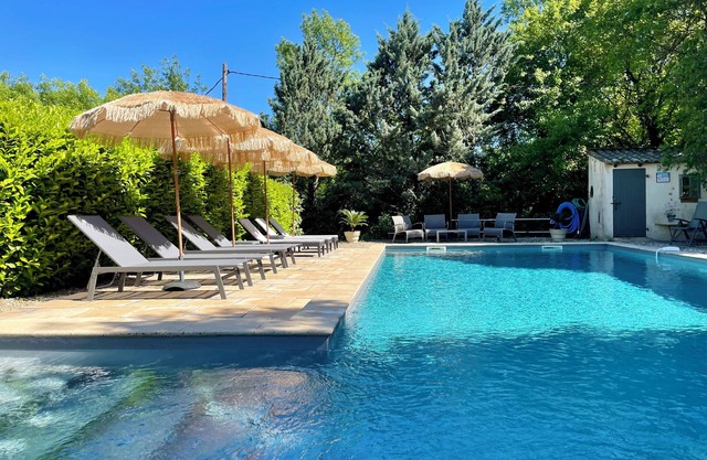 Charming 4-person gîte in a magnificent setting! With friends or family.