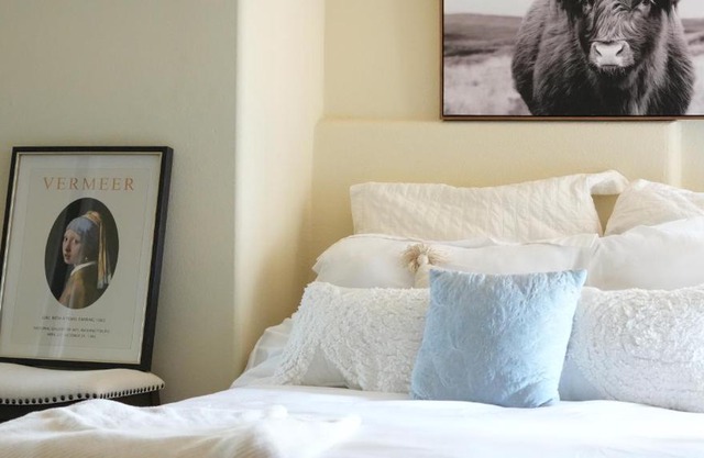 Charming Abode Unit