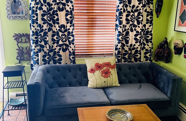 Charming and Private Casita off Old Santa Fe Trail.
