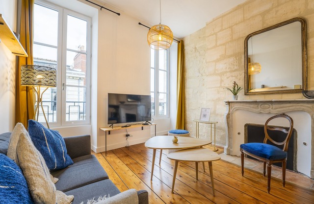 Charming and radiant flat of 55 m² located in the heart of Bordeaux