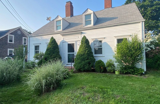 Charming antique home in historic Sandwich village,
