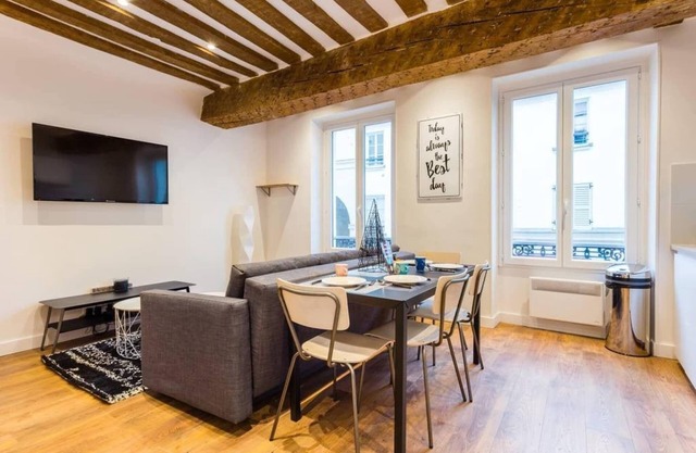 Charming Apartment -1BR/4P- Bastille