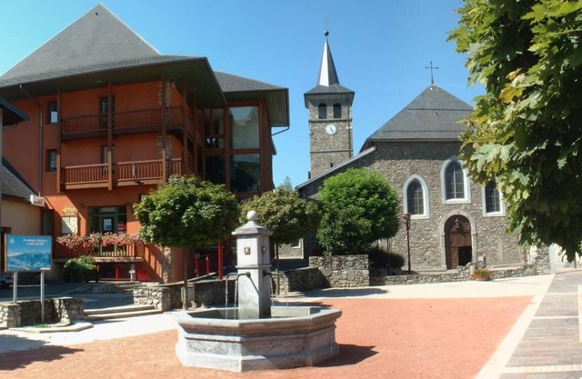 Charming apartment at the foot of the mountains