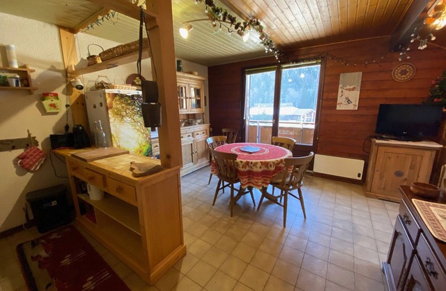 Charming apartment near center, includes parking