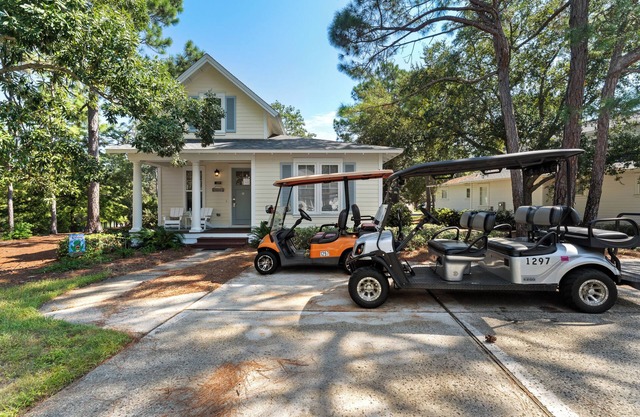 Charming Beach Cottage w/2 GOLF CARTS! Pool, Hot Tub, Beach Tram, Near Wharf