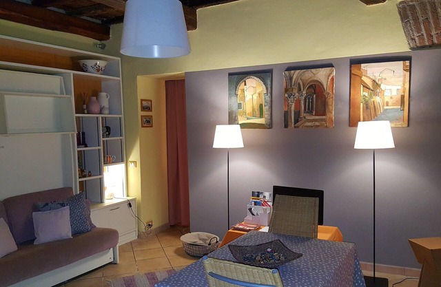 Charming Boschetto Studio, Rome