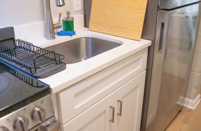 Charming & Central DC Smart Apartment - Unit 2