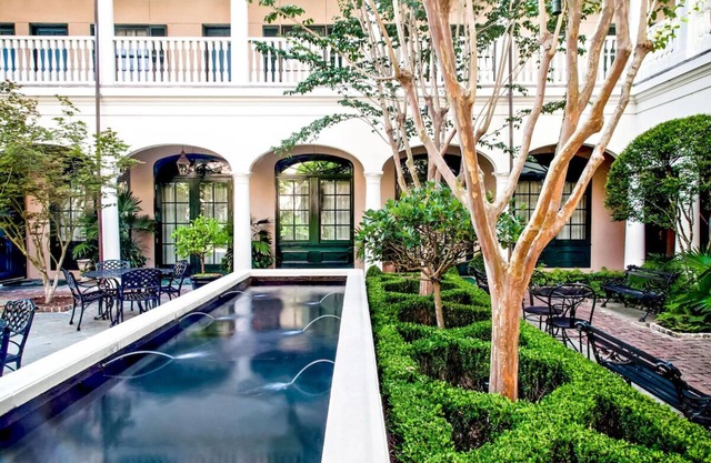 Charming Charleston Room with Access to historic City Market