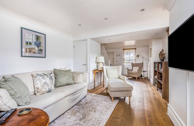 Charming Chichester Home w Garden | Pass The Keys