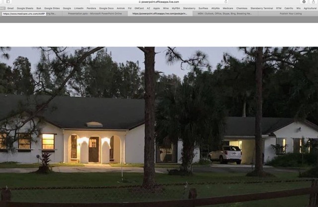 Charming City-Ranch in 2.5 Acres with private pool in Gated Community.