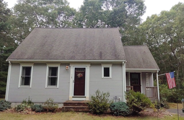Charming & comfortable 2-bedroom house in Bourne/North Falmouth
