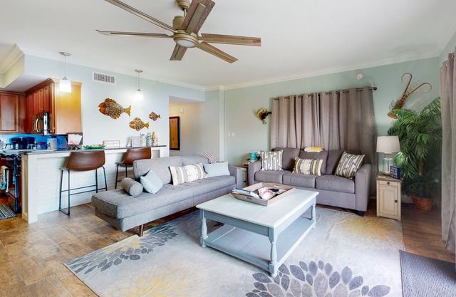 Charming Condo with Shared Pools & Hot Tub, Ocean View, High-Speed WiFi, and W/D