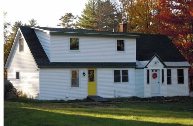 Charming Cottage in White Mountains, Bethlehem, NHn