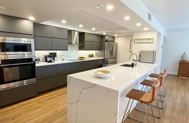 Charming & Cozy Delray Beach Gem | Lakeside & Minutes from Downtown!