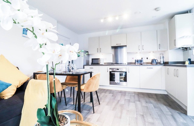Charming Dartford Apartment With 2 Bedrooms