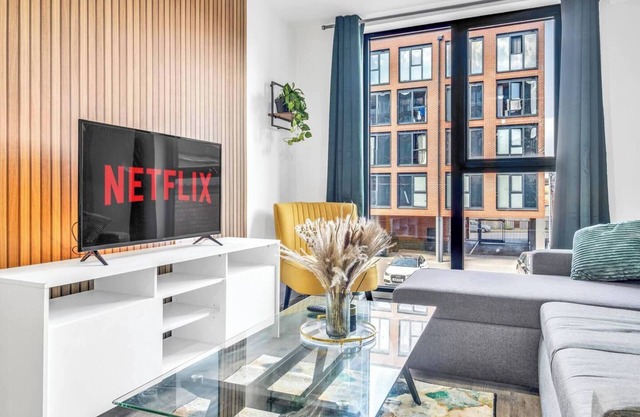 Charming Deritend Apartment with Full Access for Wheelchairs