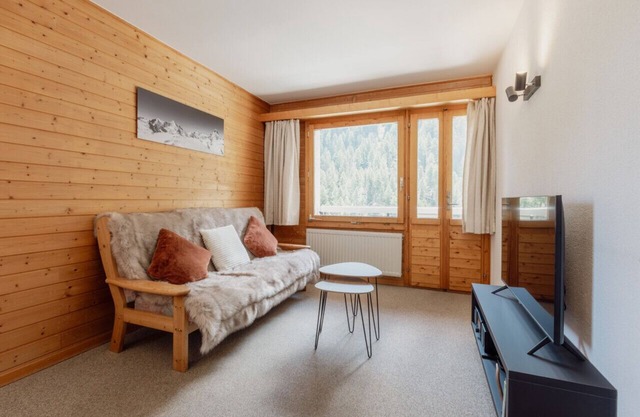 Charming duplex apartment 3 minutes from the ski lifts