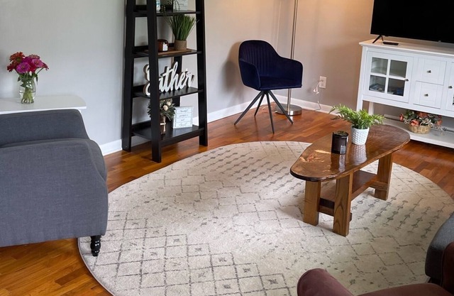 Charming Family Home near Notre Dame/Saint Mary's/Bethel/IUSB