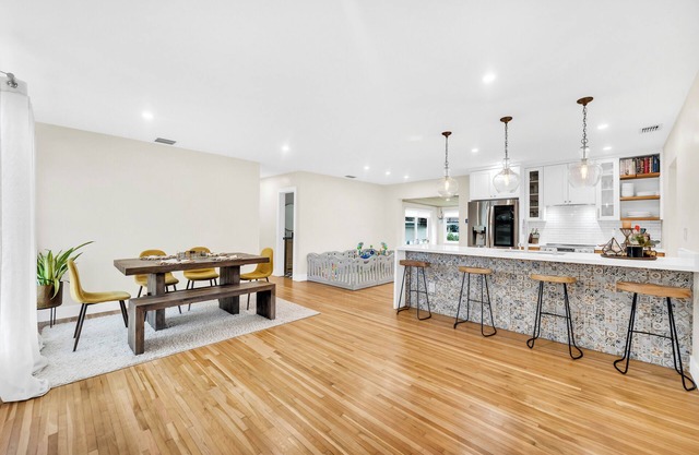 Charming Family Retreat in Miami: 10 Min from Miami International Airport