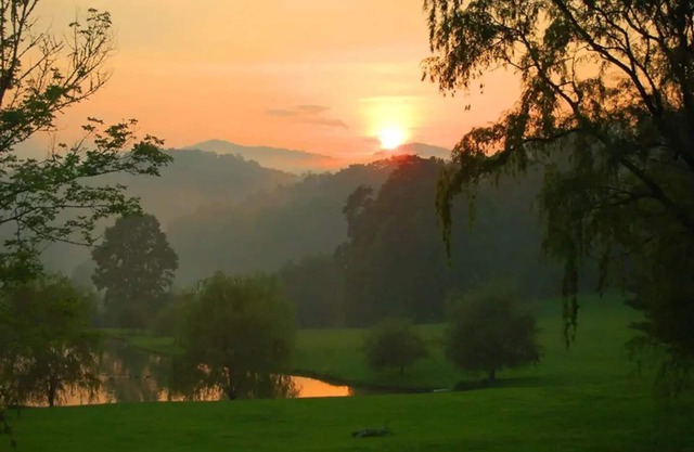 Charming Farmhouse Voted most Beautiful & Peaceful Places in the Eastern U.S