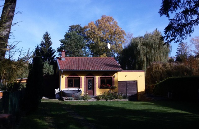 Charming fishing house on the Havel