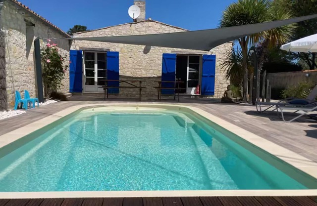 Charming house with private pool in Oléron
