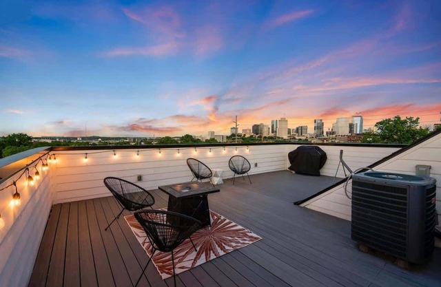 Charming Gulch Retreat – Skyline Perfection