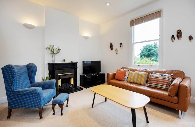 Charming Hampstead Apartment, by Veeve