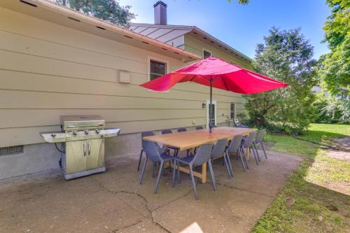 Charming Highland Falls Home Less Than 2 Mi to West Point!