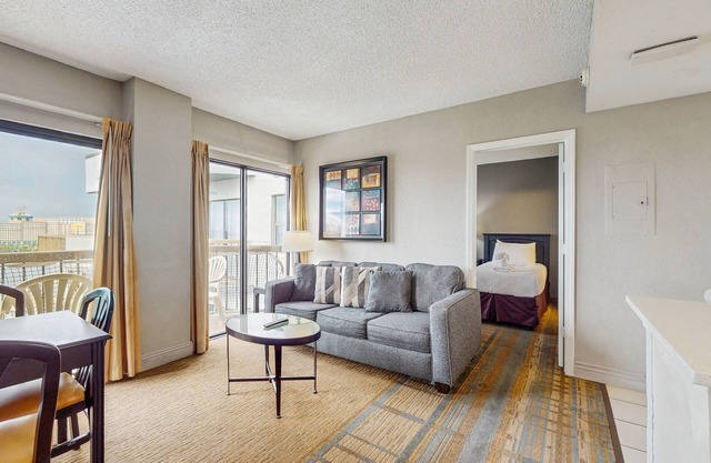 Charming home boasting waterfront views with pool, hot tub and wifi
