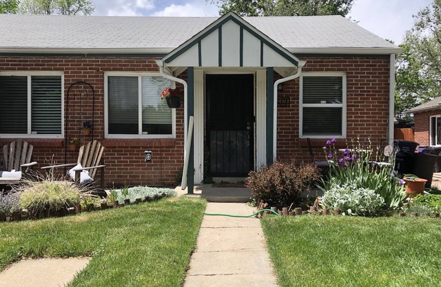 Charming Home w/Private Yard, Dog Friendly