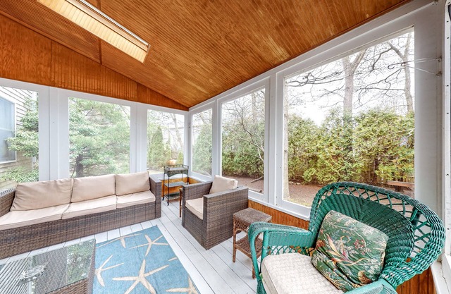 Charming Home with High-Speed WiFi, Washer/Dryer, Furnished Deck, & Gas Grill