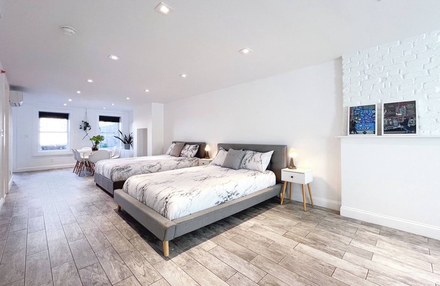 Charming hotel-like studio in Brooklyn with private backyard.