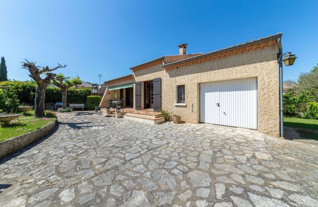 Charming house at the gateway to the Ardèche
