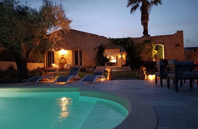 Charming house - 350 m² - Farriery - Nîmes