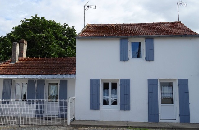 Charming house for 8 to 9 people le chateau d'oléron with WIFI .