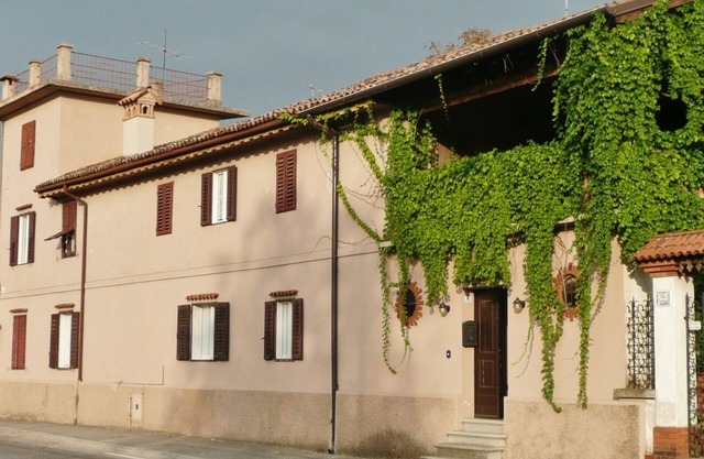 Charming, Large House In One Of The Best Wine Regions of Italy.