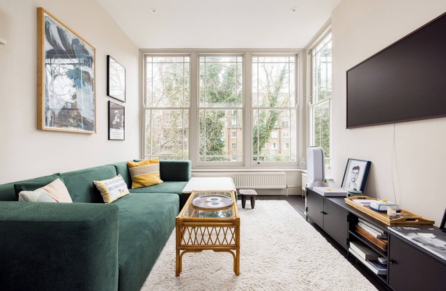 Charming Maisonette with Workspace in Notting Hill
