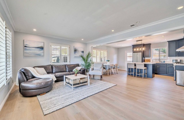 Charming Melrose Retreat #42339