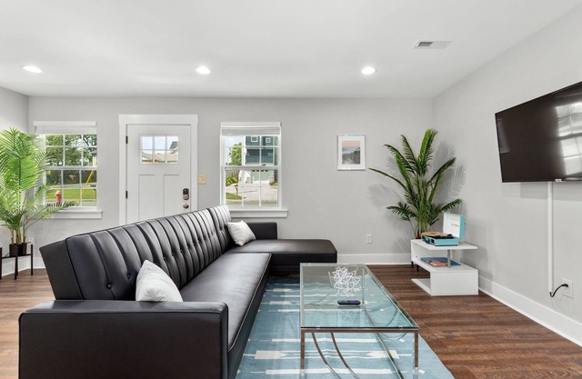 Charming Modern 3-Bedroom Home in East Nashville!