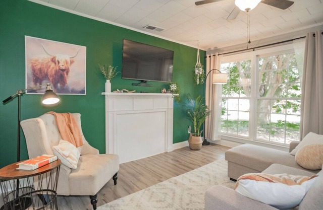 Charming Mount Holly Bungalow