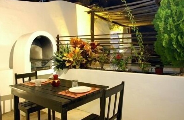 Charming Penthouse, FREE INTERNET, CABLE and SAFE DEPOSIT BOX