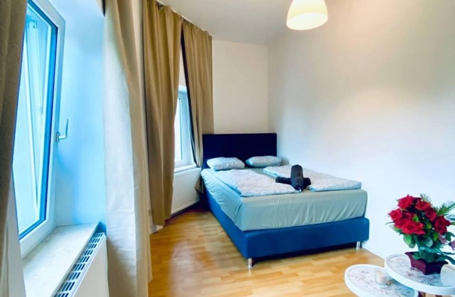 Charming Room in a Shared Apt with Great Amenities