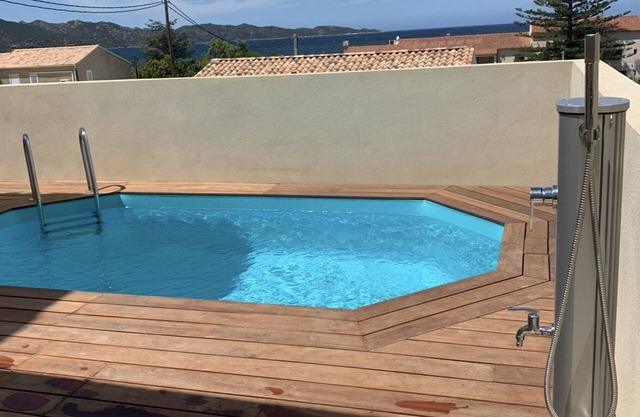 Charming seaside apartment with private pool