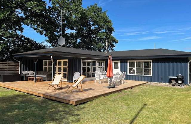 Charming summer house on a secluded plot